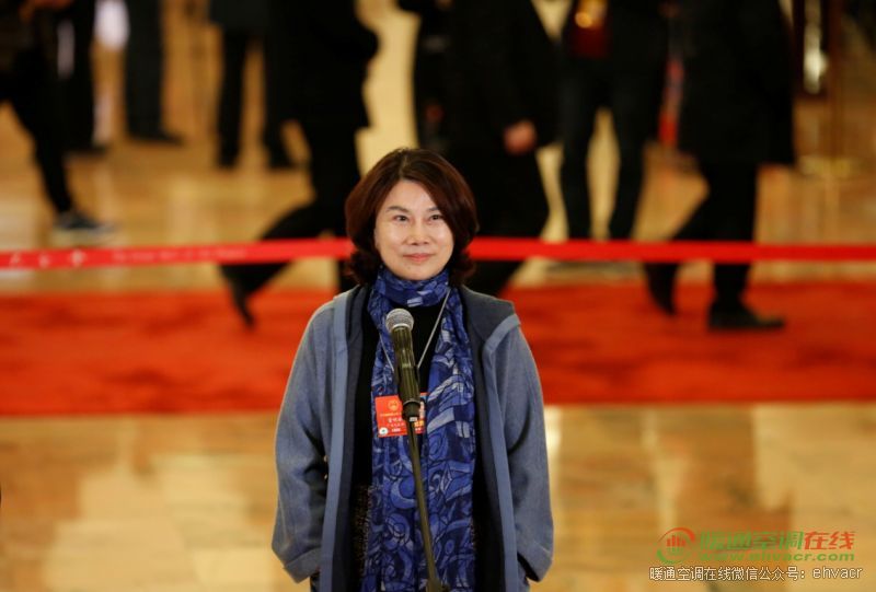 從“營銷女王”到“創(chuàng)新冠軍”——董明珠為中國企業(yè)家精神賦予更深內(nèi)涵