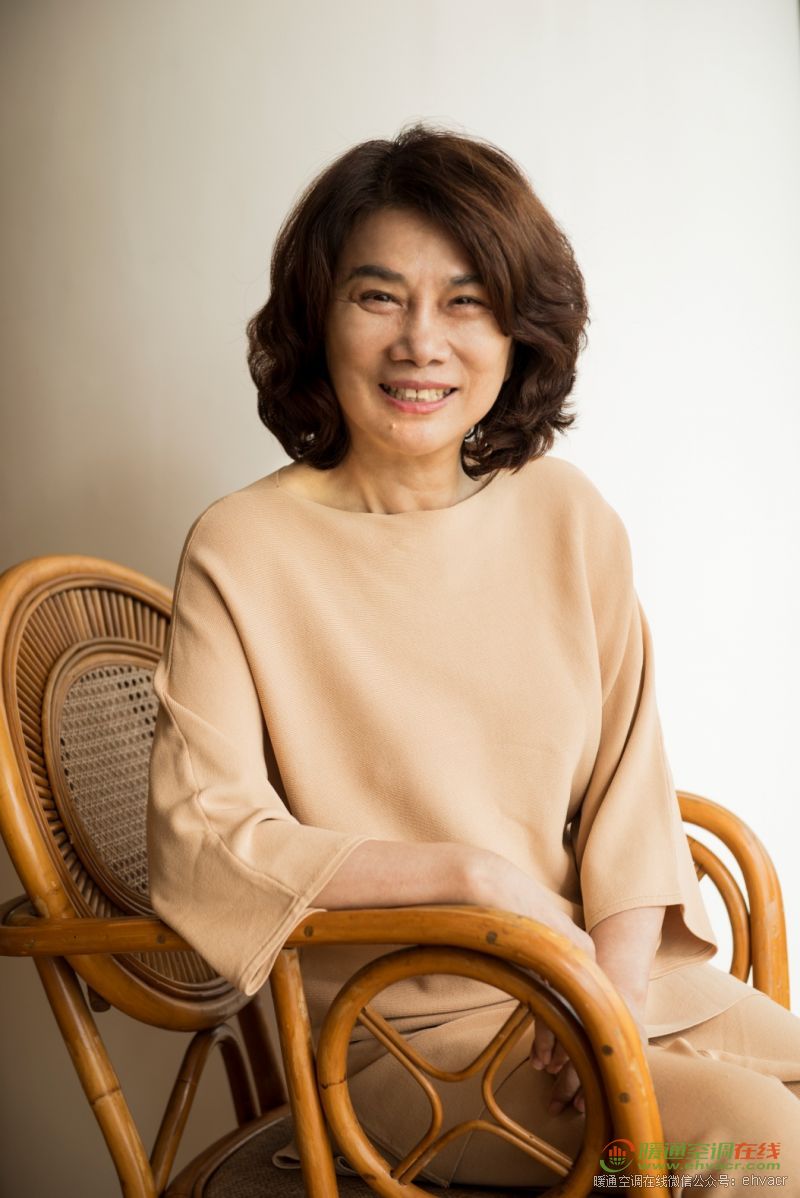 從“營銷女王”到“創(chuàng)新冠軍”——董明珠為中國企業(yè)家精神賦予更深內(nèi)涵