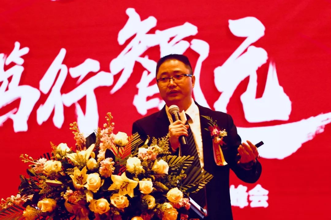 劍指80億！宏宇陶瓷2019榮耀再升級，不服來戰！