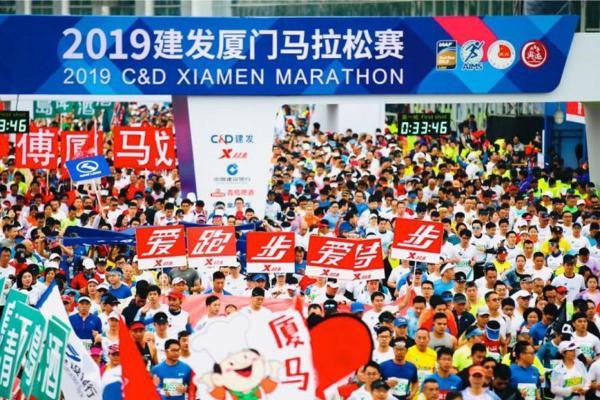 突出重圍！特步如何成為國(guó)內(nèi)運(yùn)動(dòng)品牌的馬拉松營(yíng)銷之王？