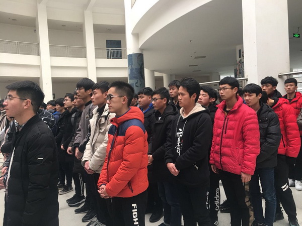 安陽華強公司與安陽工學院舉行“校企合作”簽約儀式和“產學研合作基地”揭