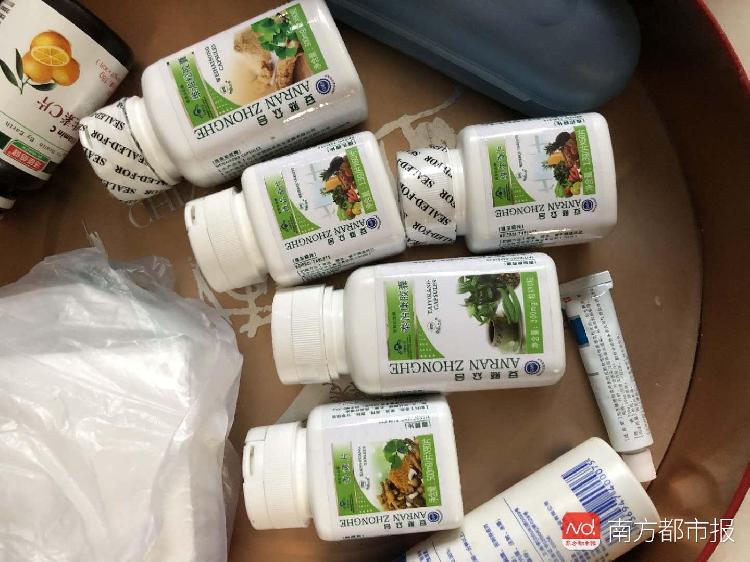 柯靈的媽媽一年前成為安然鉆石國際的會員，購買了許多安然產品.jpg