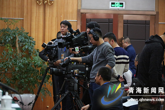 教育、就業、醫療、扶貧你所關心的都在這里省十三屆人大三次會議舉行第二場