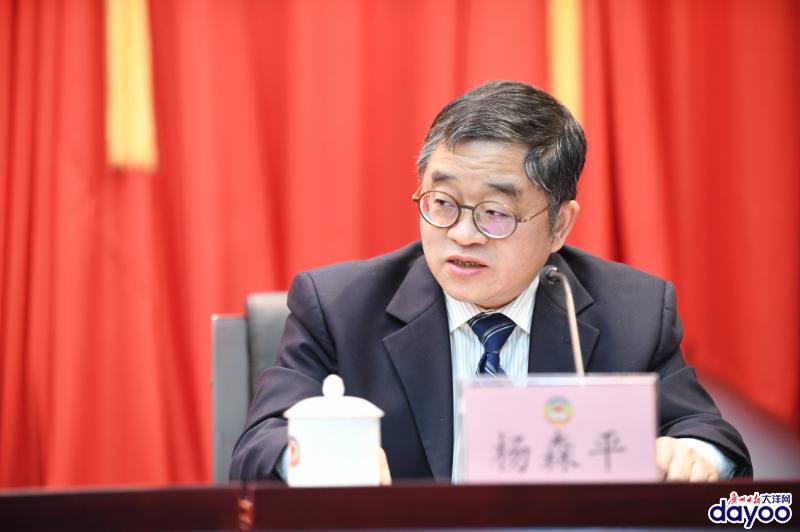 廣東省政協十二屆二次會議新聞發布會召開