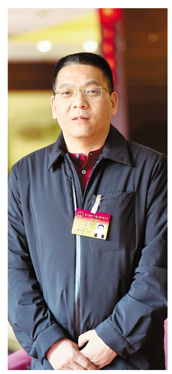 省人大代表、政協(xié)委員熱議村里事 鄉(xiāng)村振興，看我七十二變