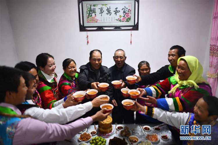 土鄉新居迎新春