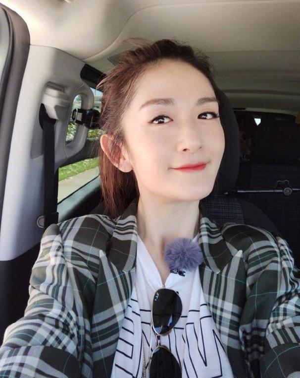 新瓜 網傳謝娜封殺張碧晨 看娛樂圈公關女神如何解決這次造謠